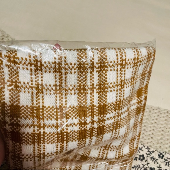 NWT Timberland Plaid Scarf - Picture 2 of 5